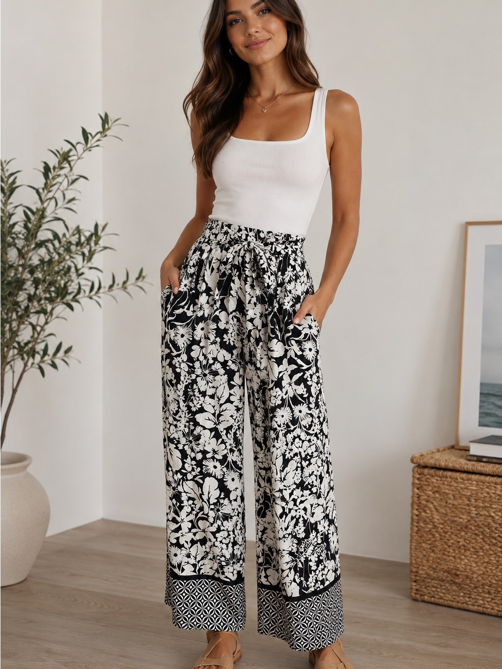 Tommy Hilfiger Women’s Black & White Floral Wide-Leg Pants